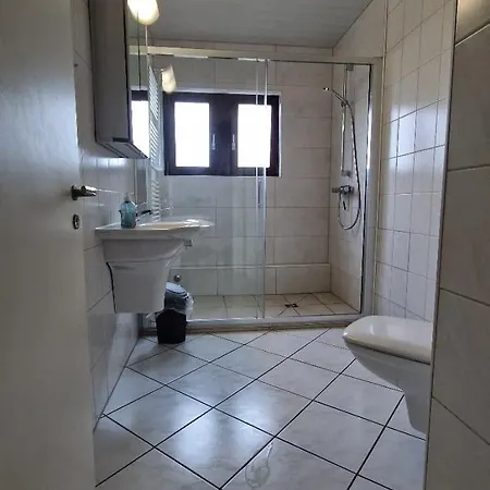Login Lindenstrasse Haus Apartament *